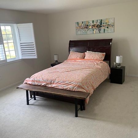 소롤드 Niagara- Beautiful Cozy Sunfilled Big Complete House Minutes Drive From Falls 빌라 외부 사진