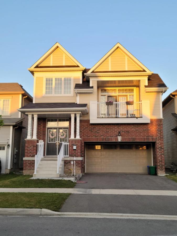 소롤드 Niagara- Beautiful Cozy Sunfilled Big Complete House Minutes Drive From Falls 빌라 외부 사진